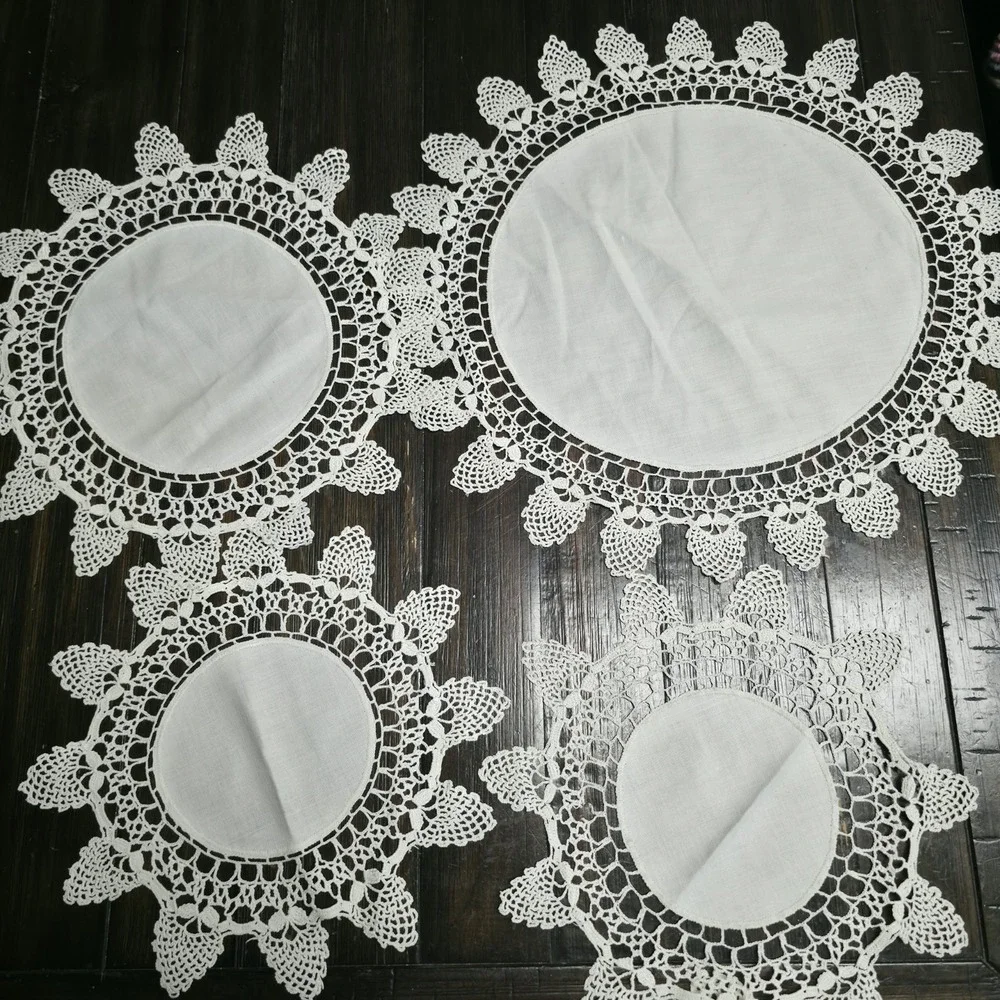 Lot of 4 Vintage White Doilies Linen Center Round Hand Crochet Lace Border Set